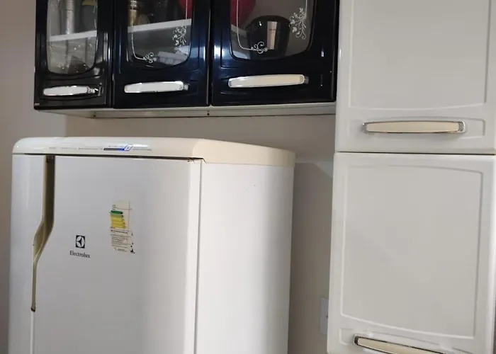 Apto Com Ar Condicionado E Wifi A 50M Da Praia Pitangueiras E Prox A Shopping E Com Direito A Guarda Sol E Cadeira De Praia Guarujá